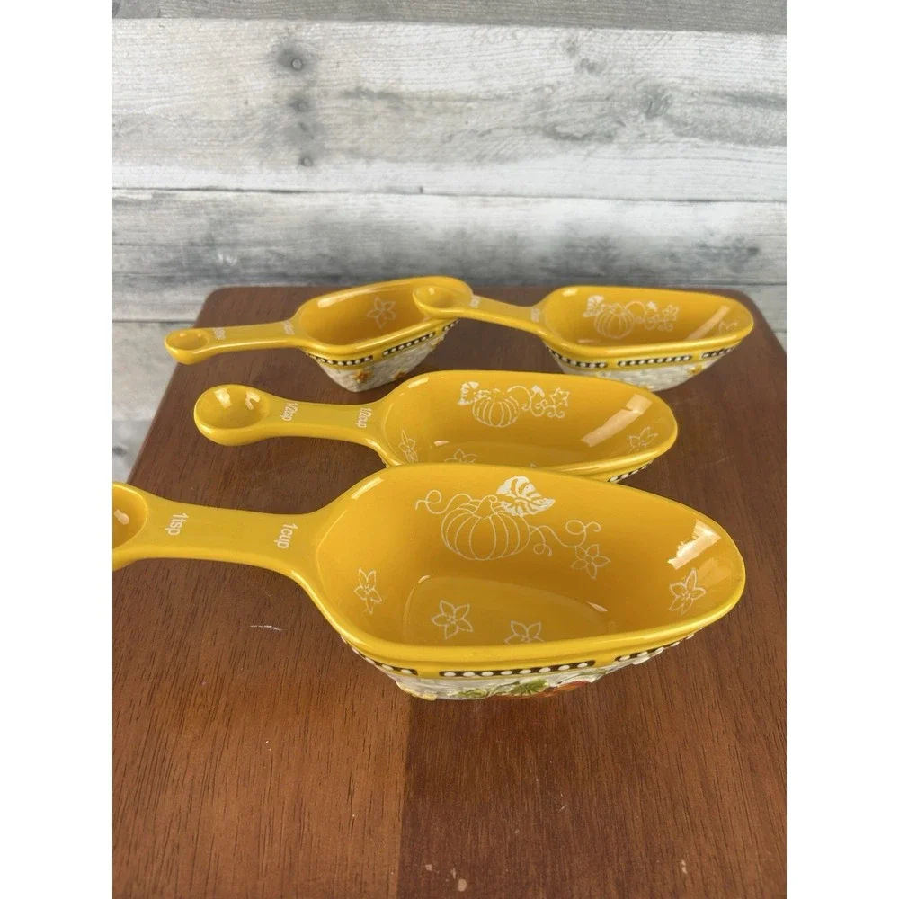 Temp-tations MEASURING CUPS/SCOUPS Old World PUMPKIN PATCH HTF RETIRED